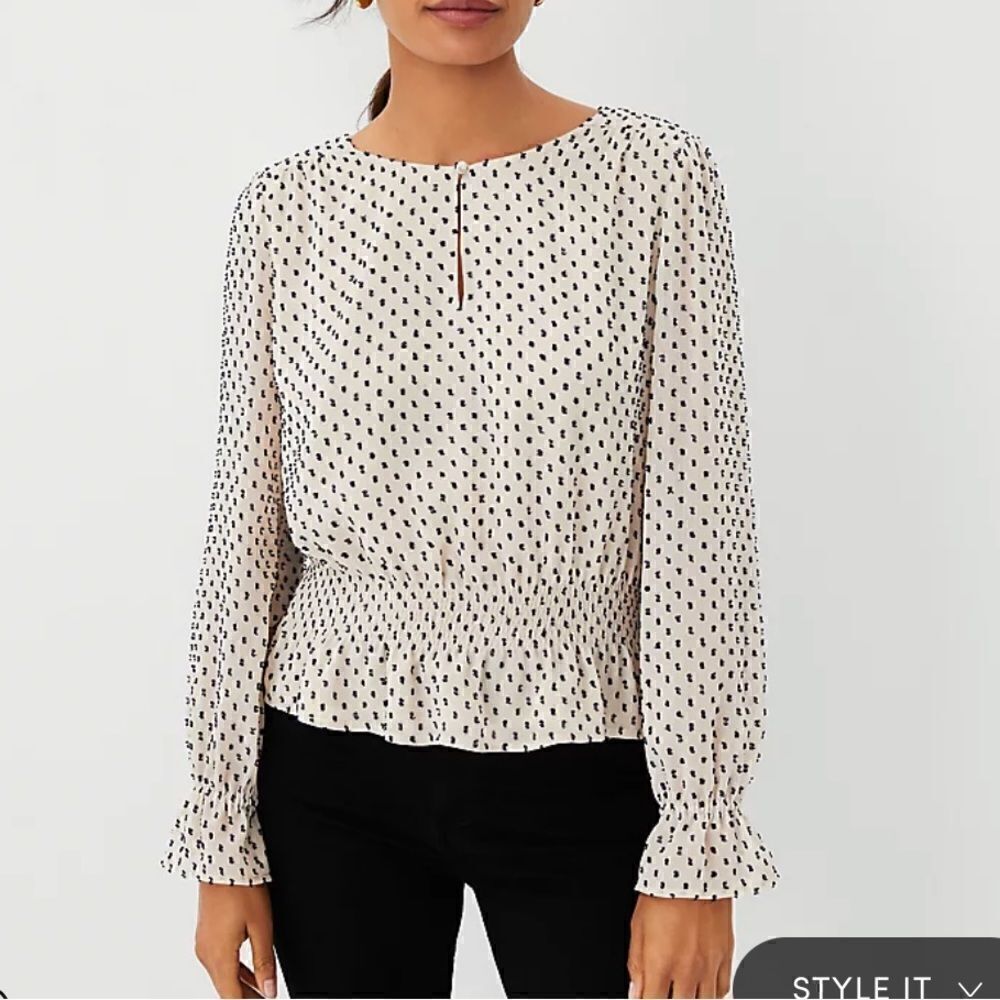 Ann Taylor Long Sleeve “Slit Front Top” with smocked waist in oat with black Sm
